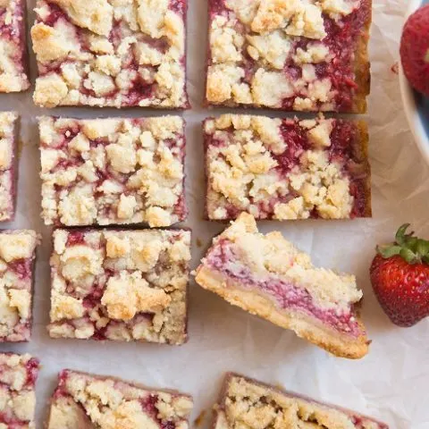 Keto Strawberry Crumb Bars made with just 5 ingredients! Grain-free, sugar-free and delicious!