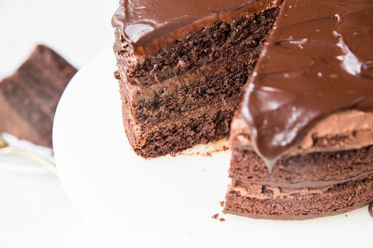 Amazing dairy-free chocolate ganache recipe made with only 2 ingredients. Vegan, paleo, keto