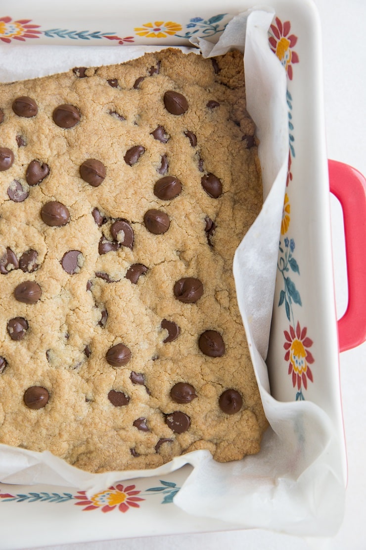 Flourless Tahini Chocolate Chip Cookie Bars right out of the oven.