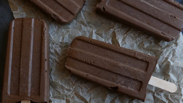 6-Ingredient Keto Fudgesicles made with all clean ingredients. Sugar-free, rich, creamy, delightfully fudgy and low-carb!