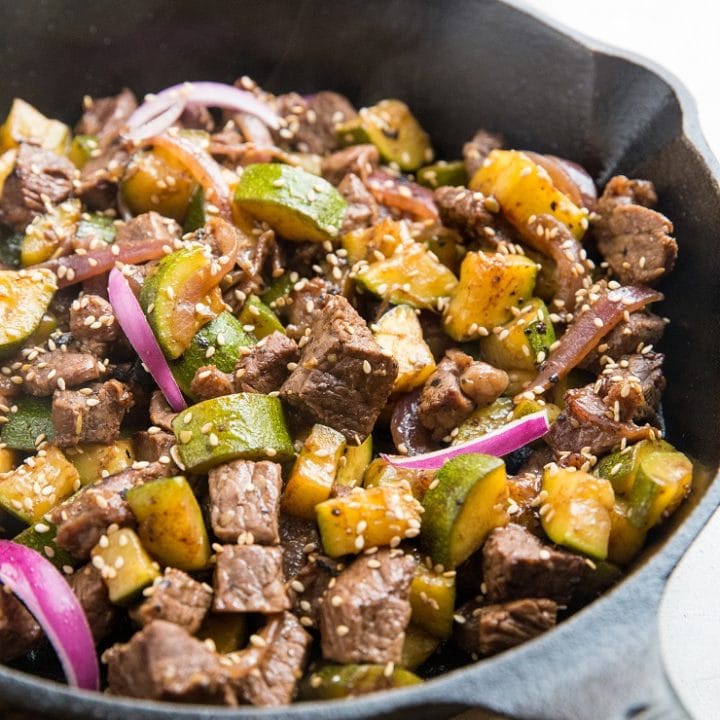 30-Minute Teriyaki Beef and Zucchini - a quick, easy 5-ingredient dinner recipe that is loaded with flavor and nutrients!