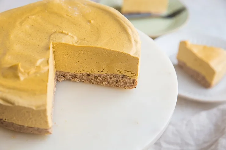 Dairy-Free No-Bake Keto Pumpkin Cheesecake made with raw cashews and coconut milk. Sugar-free and delicious!