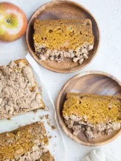 Spiced Gluten-Free Apple Pumpkin Bread with Streusel Topping - gluten-free, dairy-free, refined sugar-free a delicious fall treat!