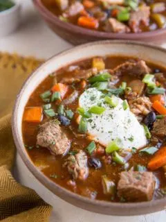 Best Steak Chili Recipe that is loaded with flavor and so easy to make. A healthy, hearty dinner recipe