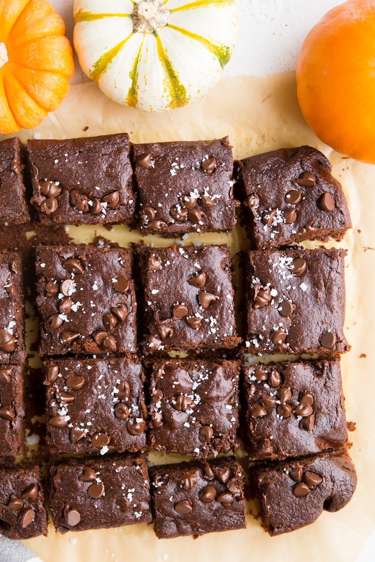Gluten-Free Oat Pumpkin Brownies made flourless with rolled oats. Dairy-free, refined sugar-free and healthy!