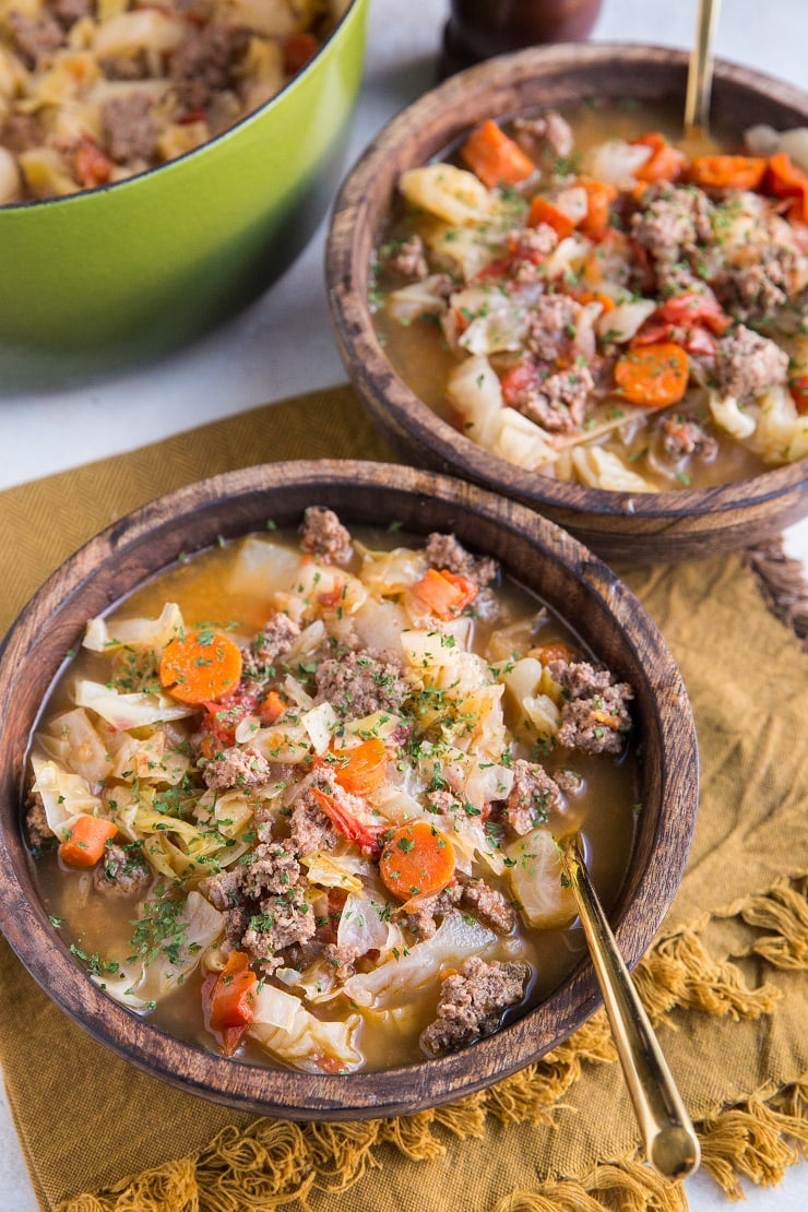 Hearty Ground Beef and Cabbage Stew made with 10 basic ingredients. A hearty, delicious healthy dinner recipe that is paleo, keto, whole30 and lovely!