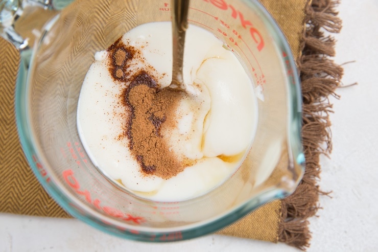 Stir together the ingredients for the glaze