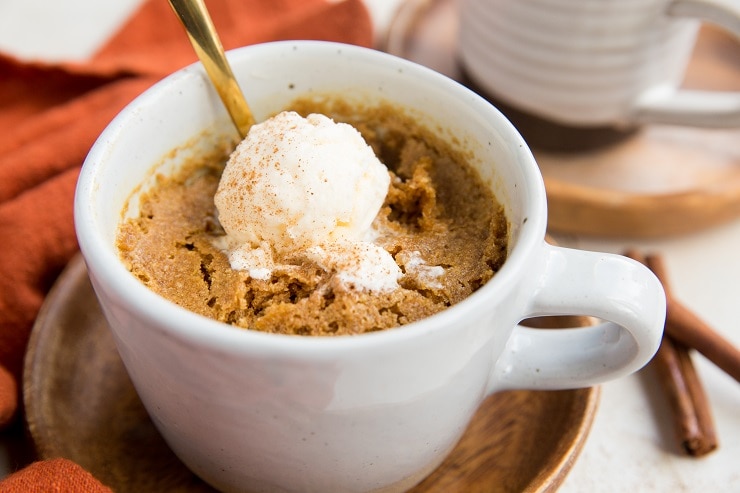 Paleo Gingerbread Mug Cake made grain-free, dairy-free, refined sugar-free, and delicious! A healthier single-serve dessert recipe