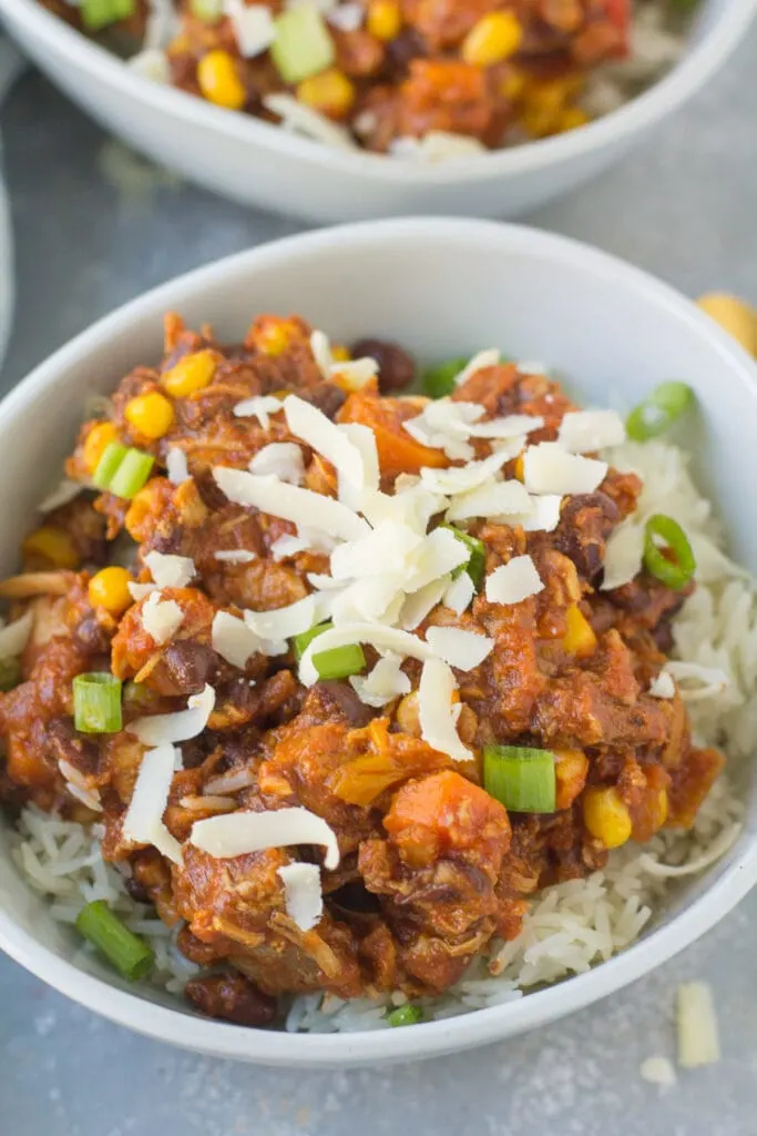 Leftover Turkey Chili is one of the best leftover turkey recipes! Easy to make, healthy and loaded with flavor – this is a must try! Make it in your crockpot, instant pot, or on the stove. This simple recipe is perfect for thanksgiving leftovers! 