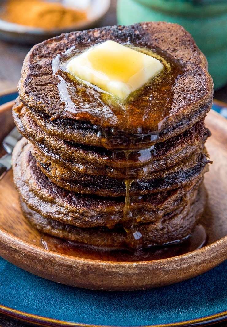 Paleo Gingerbread Pancakes made grain-free, dairy-free, and refined sugar-free. Moist, fluffy, amazingly flavorful!