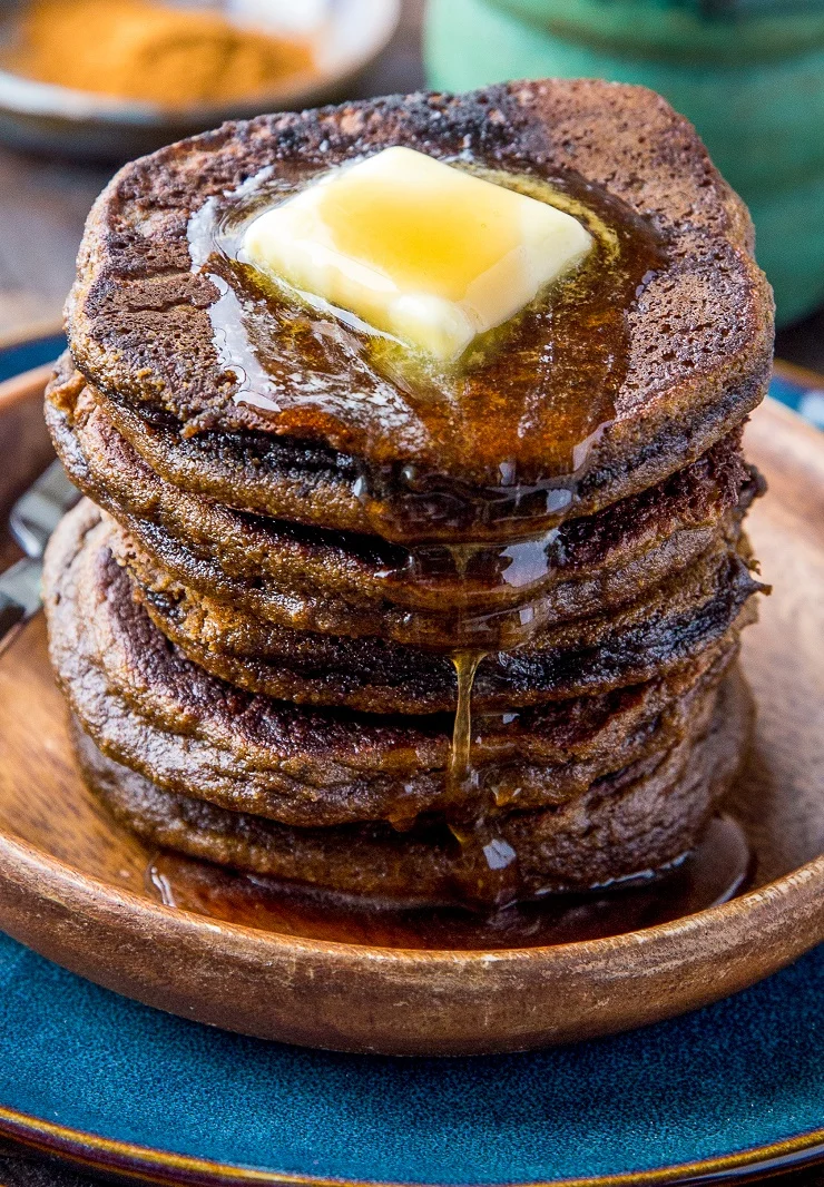 Paleo Gingerbread Pancakes made grain-free, dairy-free, and refined sugar-free. Moist, fluffy, amazingly flavorful!