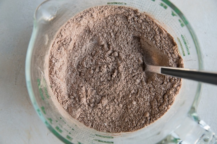 Mix together the dry ingredients in a bowl