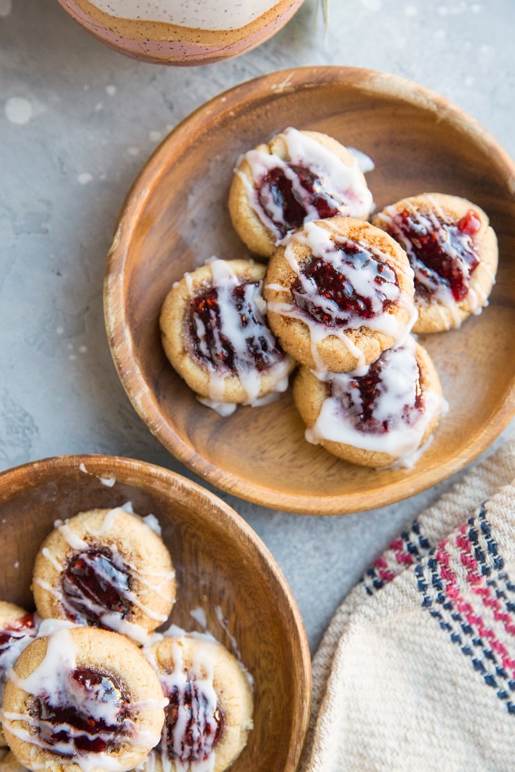 Keto Raspberry Thumbprint Cookies - grain-free, egg-free, vegan, dairy-free delicious Christmas Cookies!