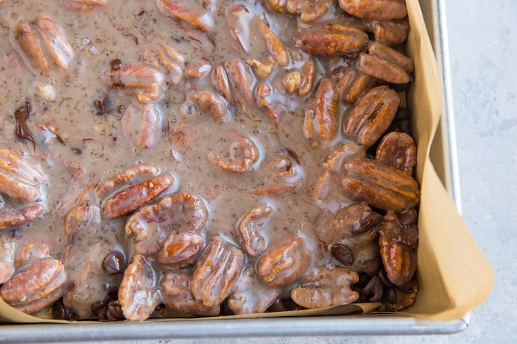 Bake the caramel pecan bars