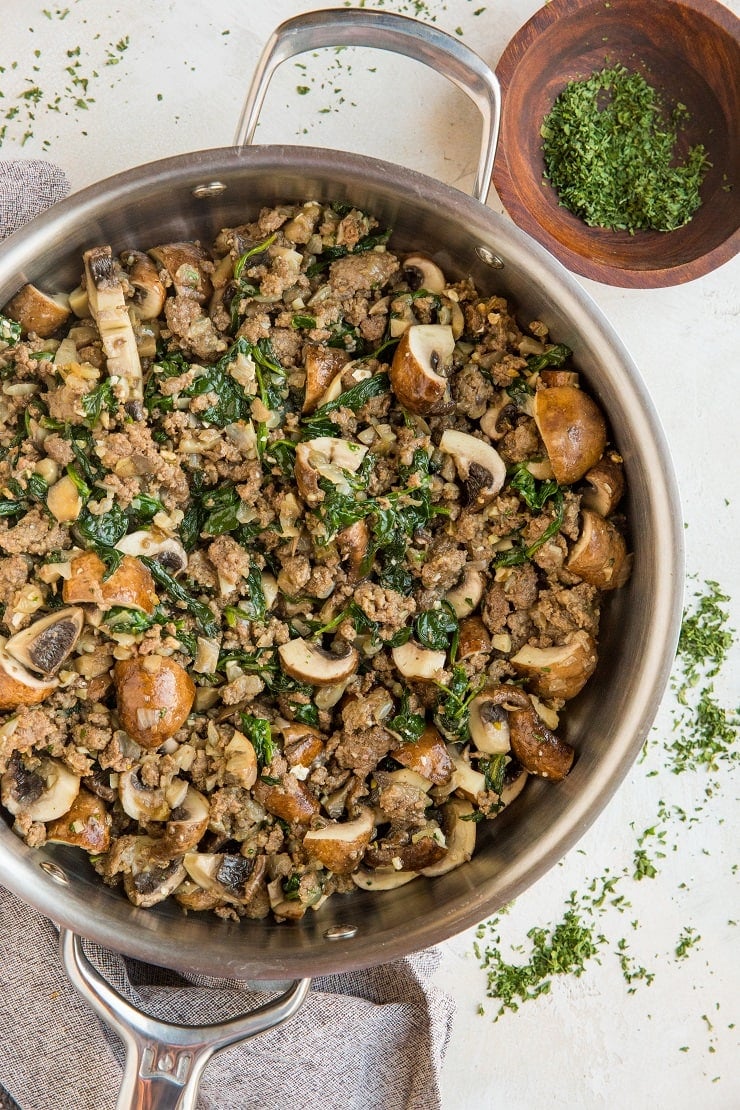 7-Ingredient 30-Minute Mushroom and Ground Beef Skillet - a quick and easy dinner recipe loaded with flavor and nutrients