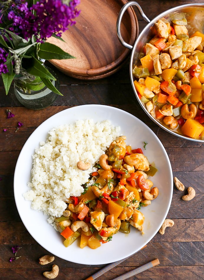 Paleo Mango Cashew Chicken - an easy dinner recipe requiring few ingredients and less than 40 minutes to make!