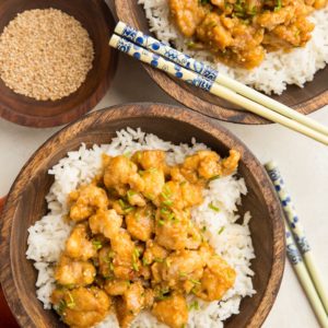 30-Minute Paleo Orange Chicken - an easy gluten-free soy-free Chinese Orange Chicken recipe that comes together quickly. Sweet, sour, zesty, umami and delicious