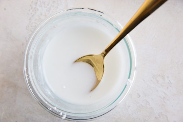 Sugar-free glaze in a bowl