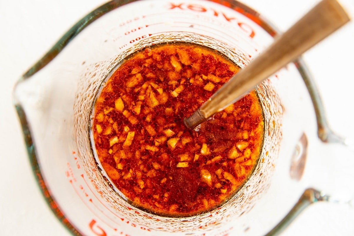 Tri Tip Marinade in a measuring cup