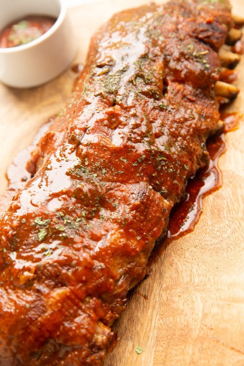 slow cooker ribs on a cutting board