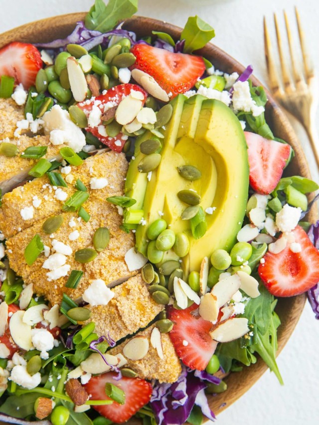 CRISPY CHICKEN SALAD WITH POPPY SEED DRESSING STORY