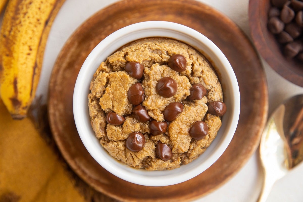 horizontal photo of banana baked oats