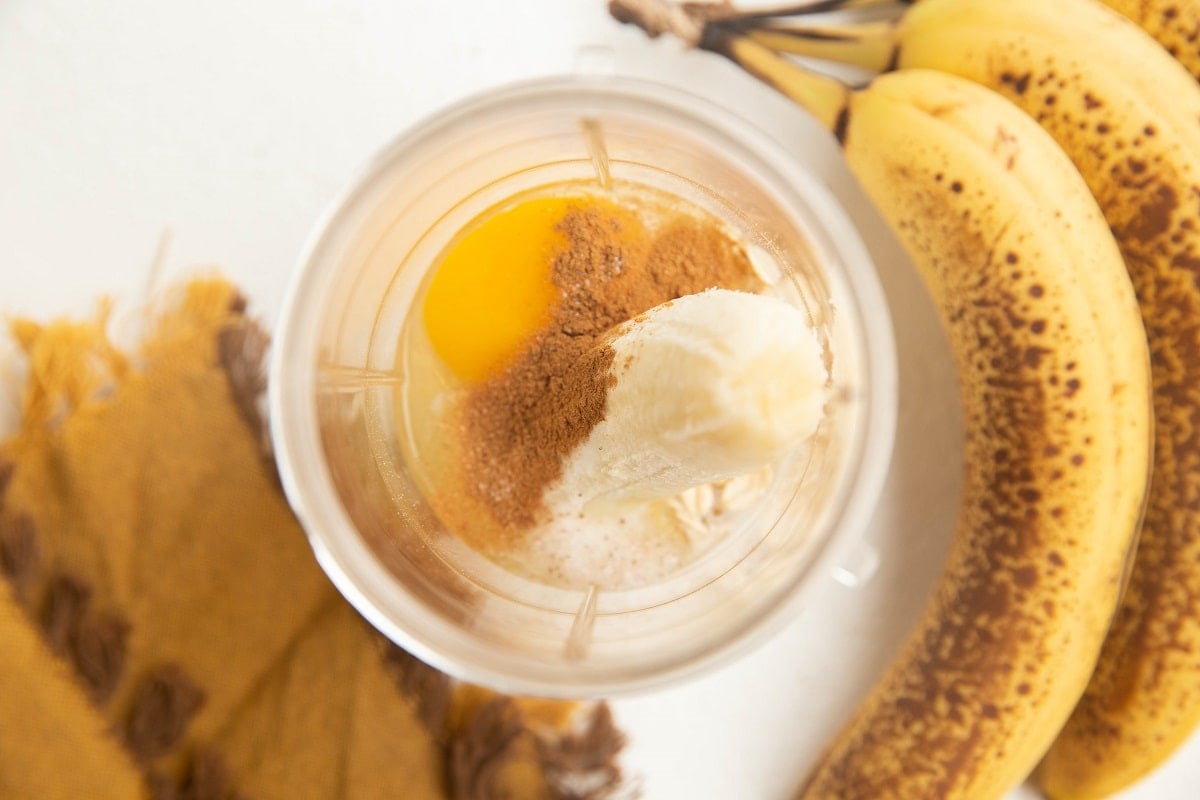 Ingredients for banana baked oatmeal in a blender