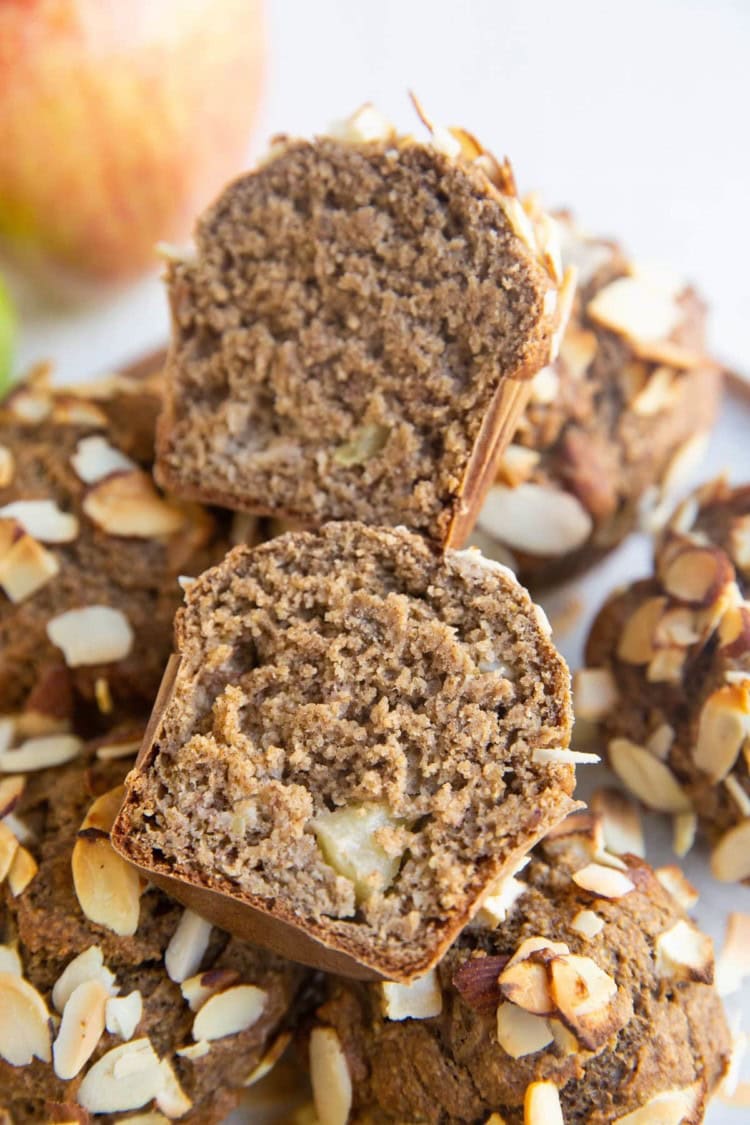 Healthy Apple Oatmeal Muffins - The Roasted Root