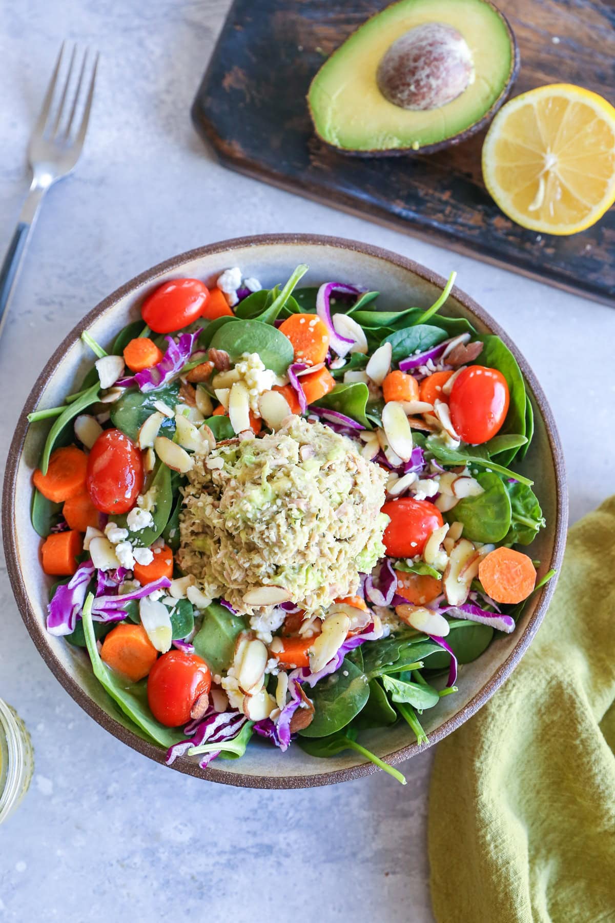 3-Ingredient Mayo-Free Tuna Salad - a quick and easy lunch recipe.