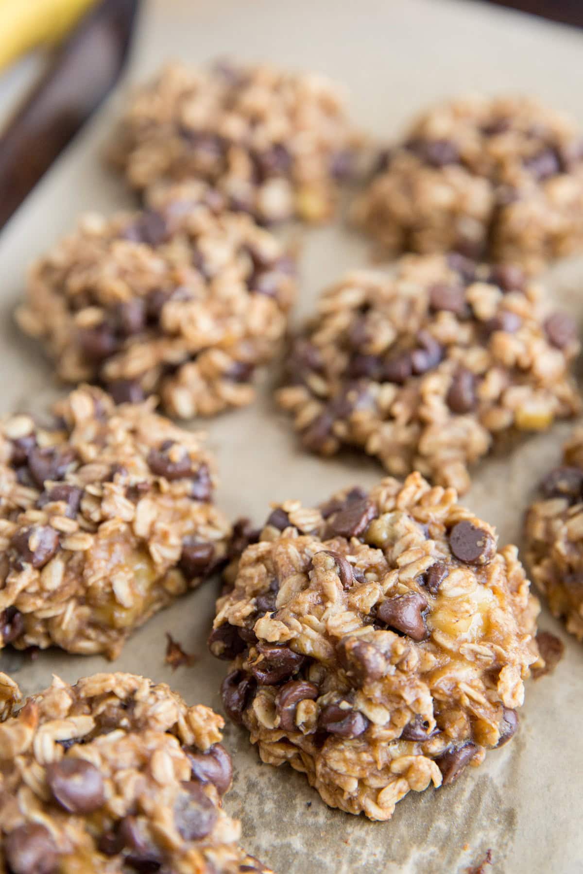 3-Ingredient Vegan Oatmeal Cookies - flourless, gluten-free, oil-free, dairy-free, egg-free, no added sweetener