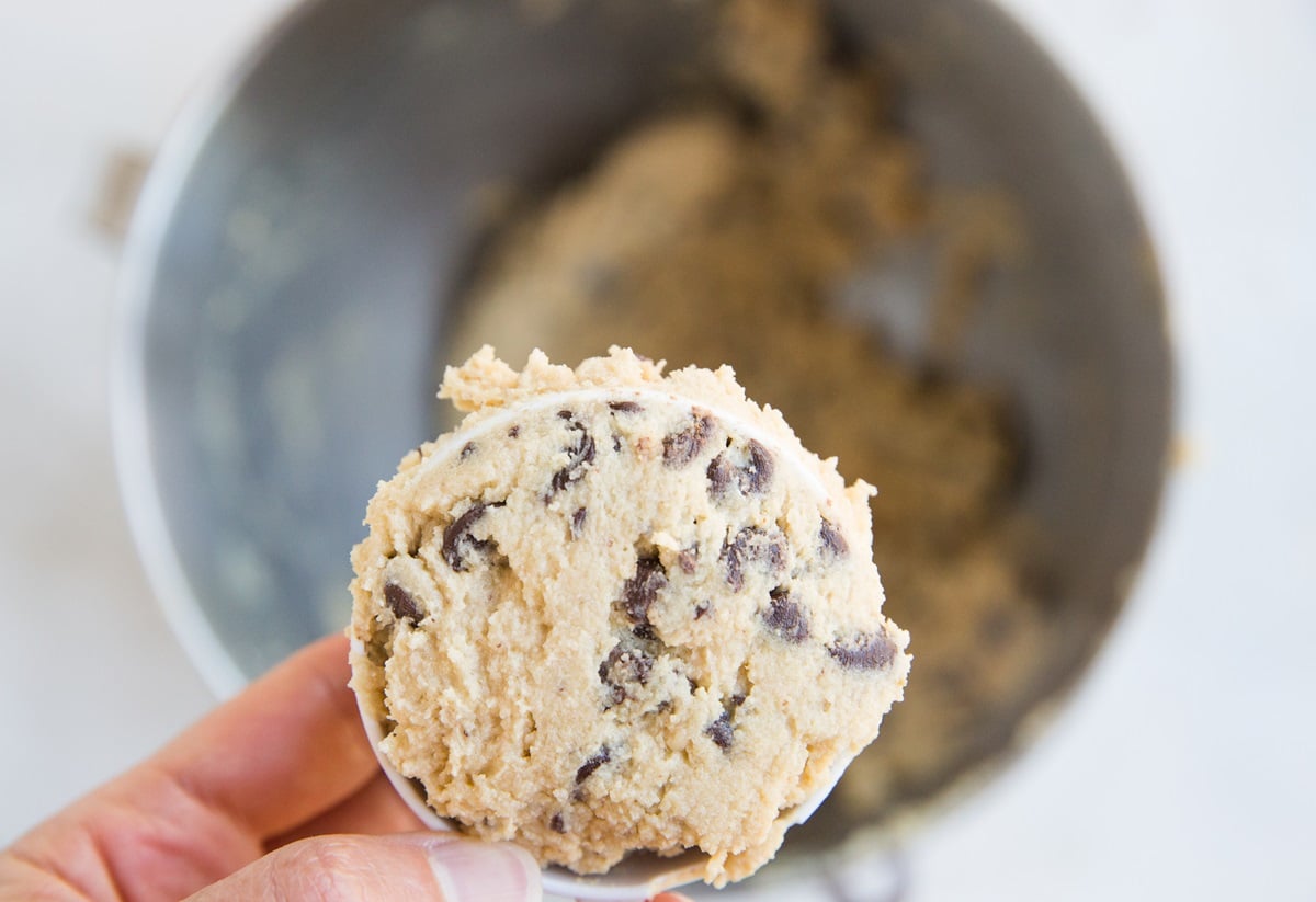 Measure 1/3 cup of cookie dough