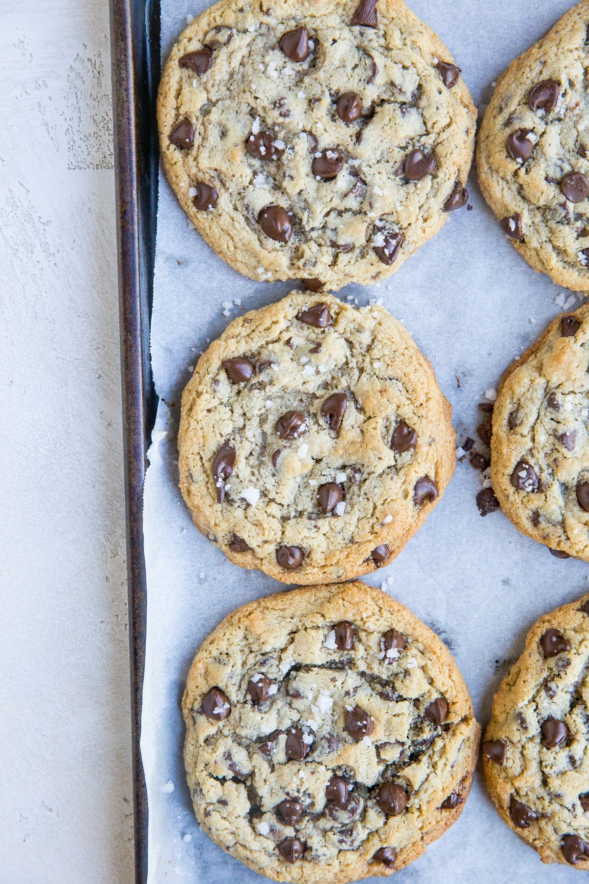 Giant Keto Chewy Chocolate Chip Cookies made grain-free and sugar-free. Large, ultra gooey and delicious cookies!