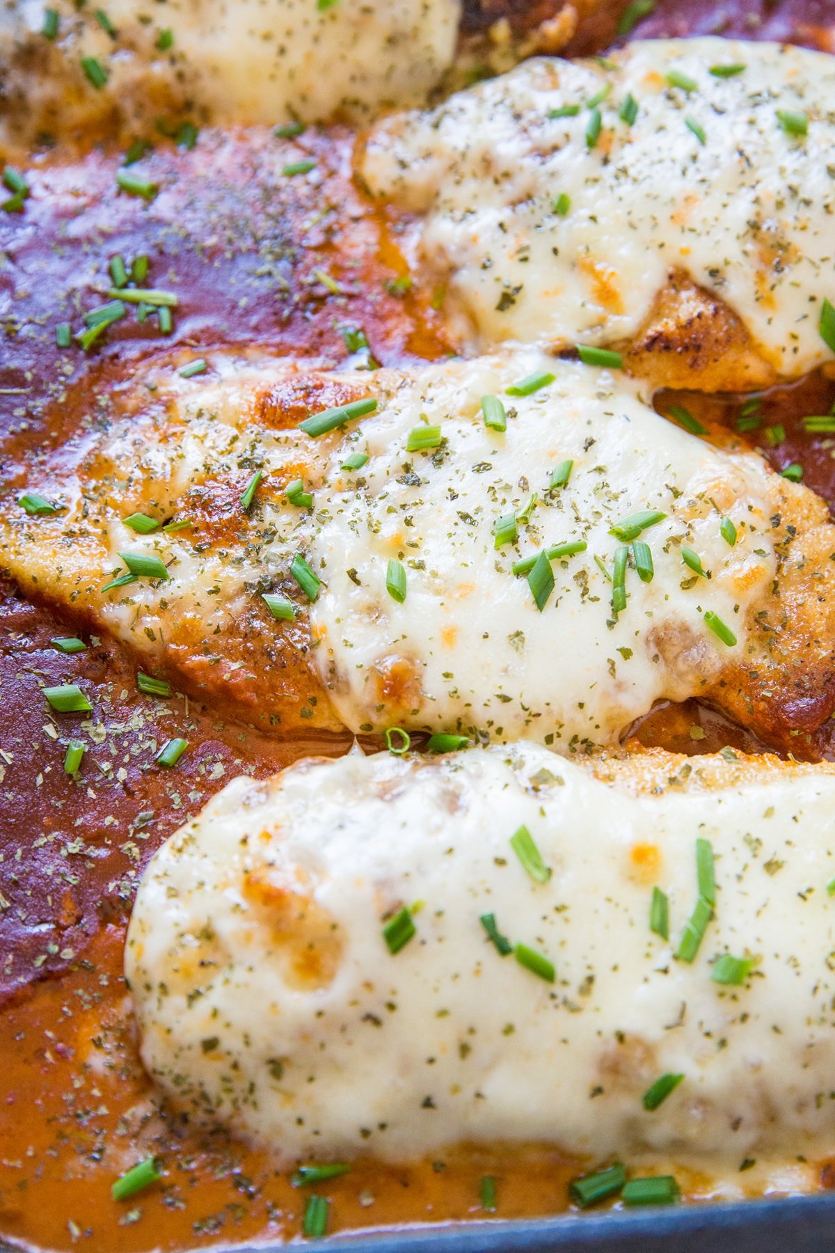 Keto Baked Chicken Parmesan - grain-free chicken parmesan recipe that is low-carb and keto-friendly