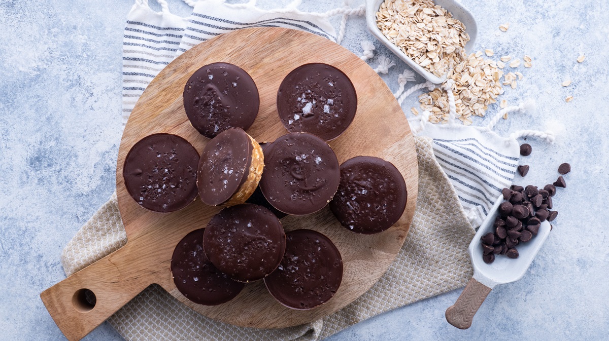 White plate of chocolate peanut butter cups.