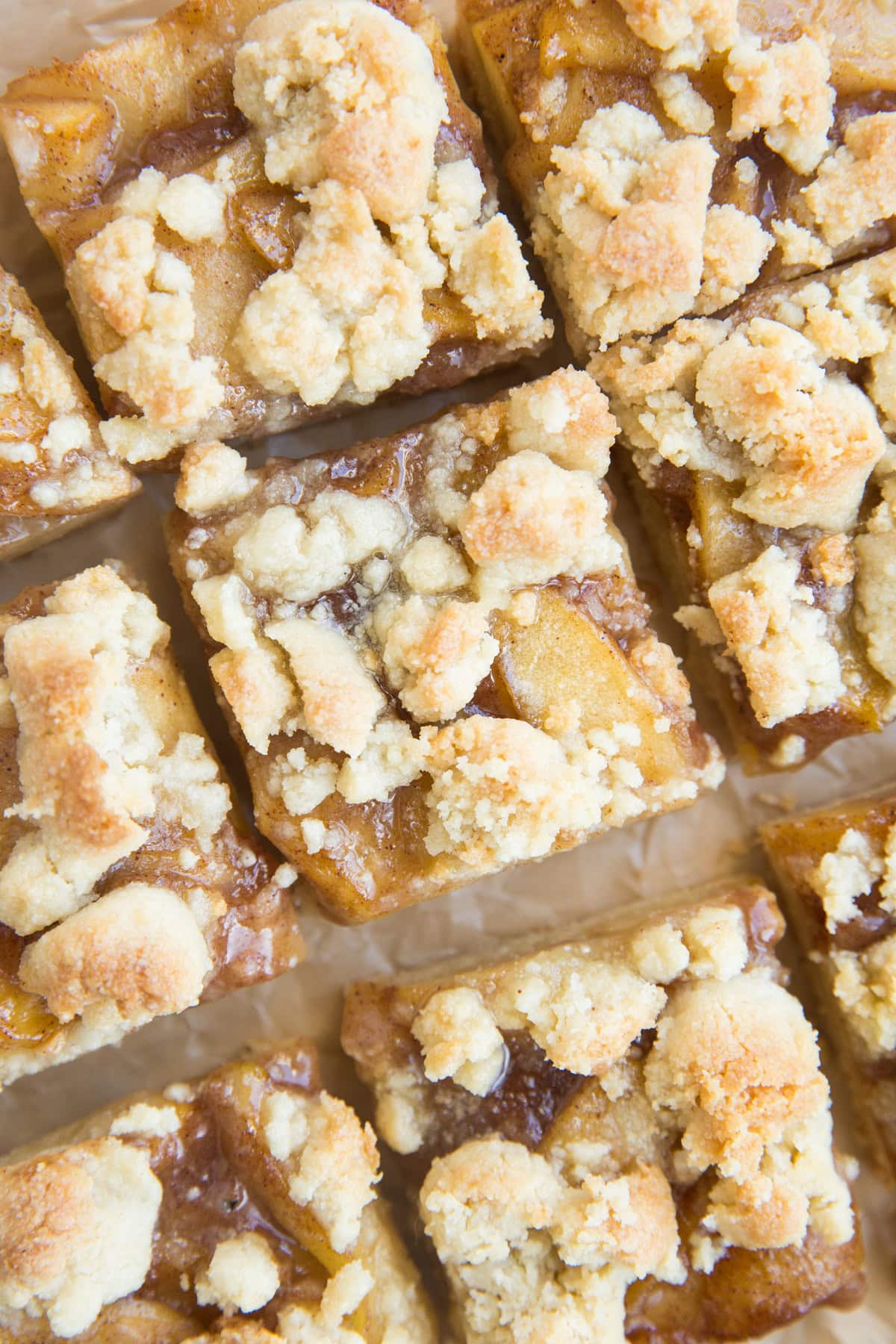 Grain-Free Vegan Apple Pie Bars - grain-free, dairy-free, refined sugar-free healthy pie bars that are egg-free