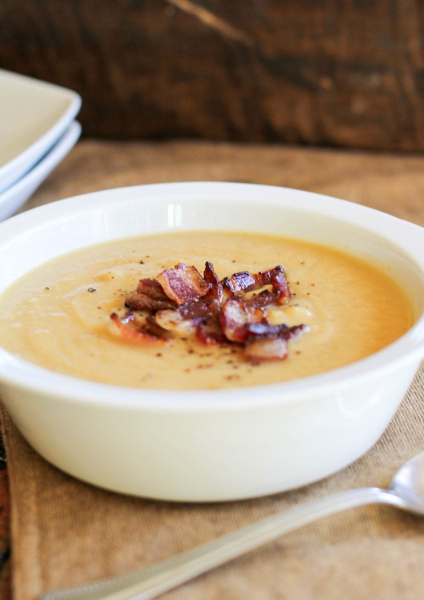 Easy Creamy Cauliflower Soup in a white bowl