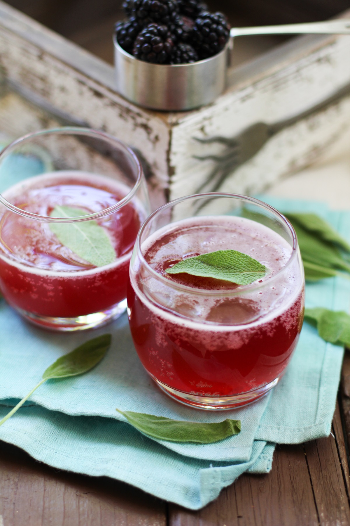 Blackberry Sage Ginger Beer - a recipe for probiotic ginger beer