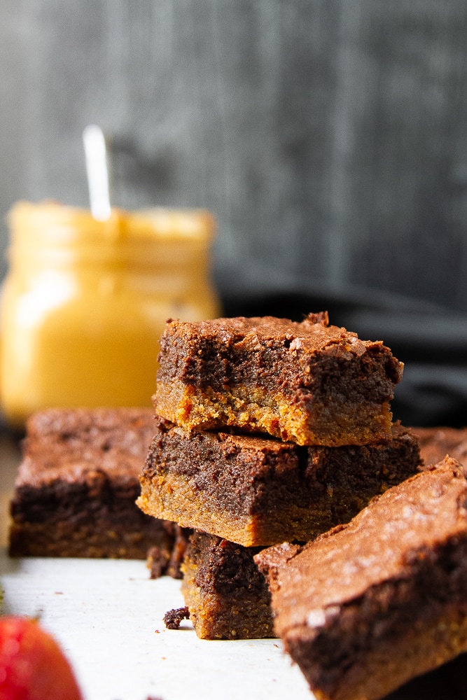 Flourless peanut butter brownies