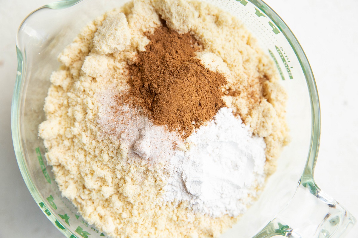 Almond flour, baking powder, sea salt, cinnamon