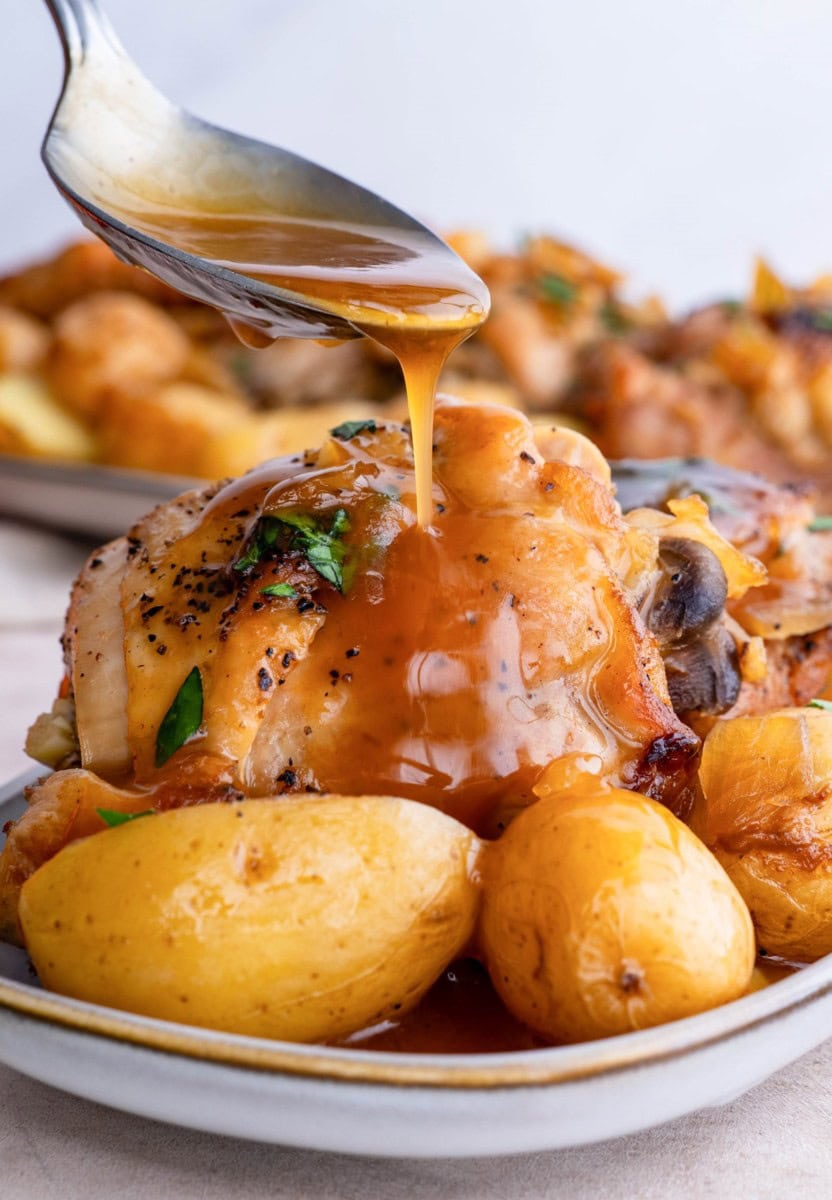 Crock Pot Garlic Honey Chicken - The Roasted Root