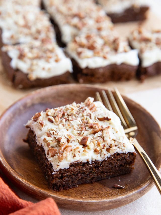 ALMOND FLOUR GINGERBREAD CAKE STORY - The Roasted Root