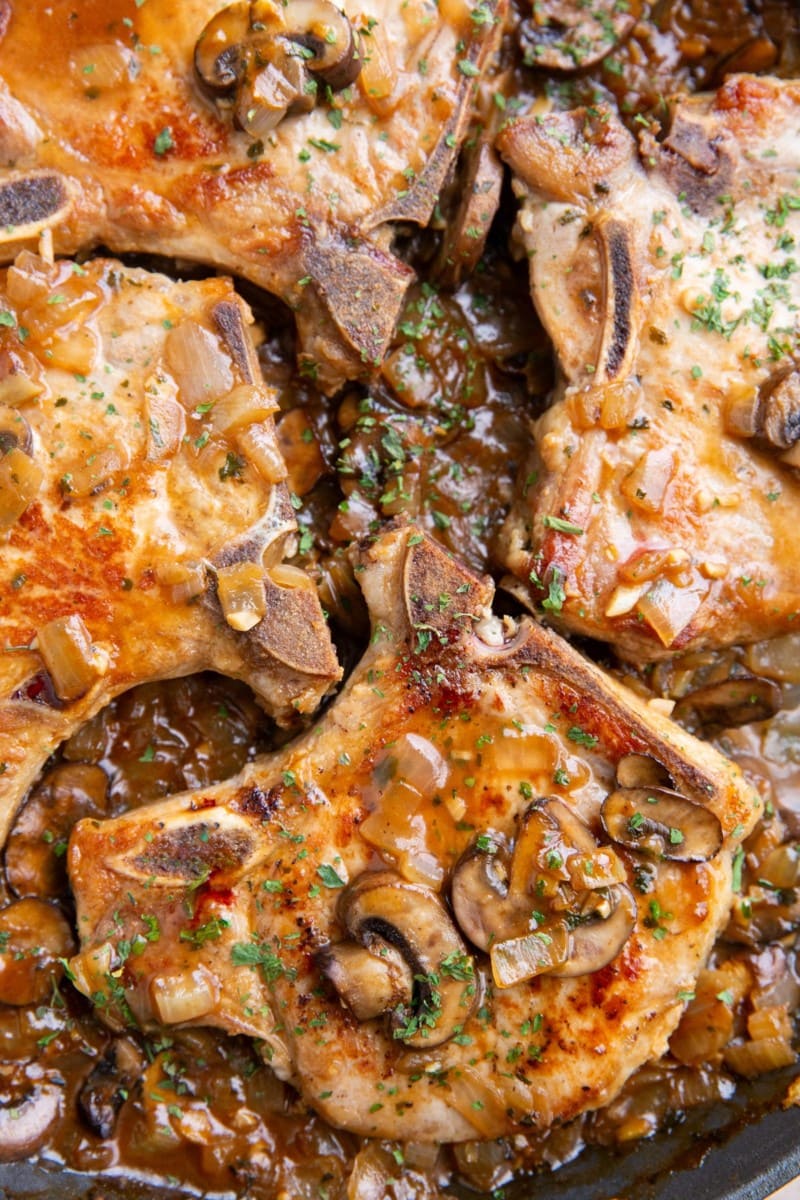 Tagsmothered Pork Chops With Mushroom Gravy
