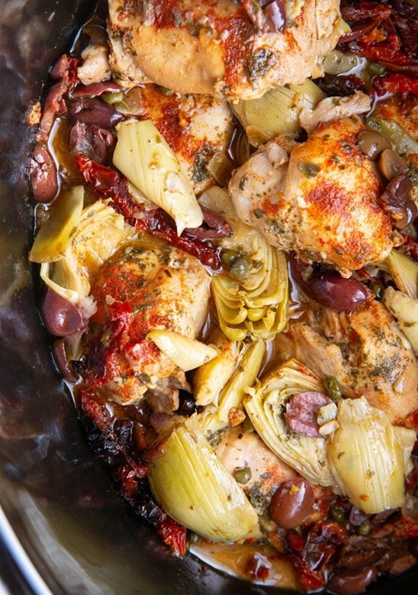 Mediterranean chicken in a slow cooker.