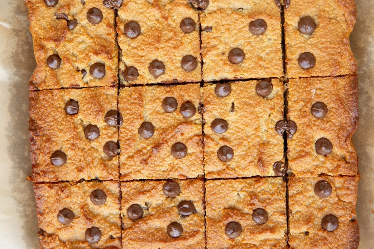 Peanut butter bars cut into squares, ready to serve.
